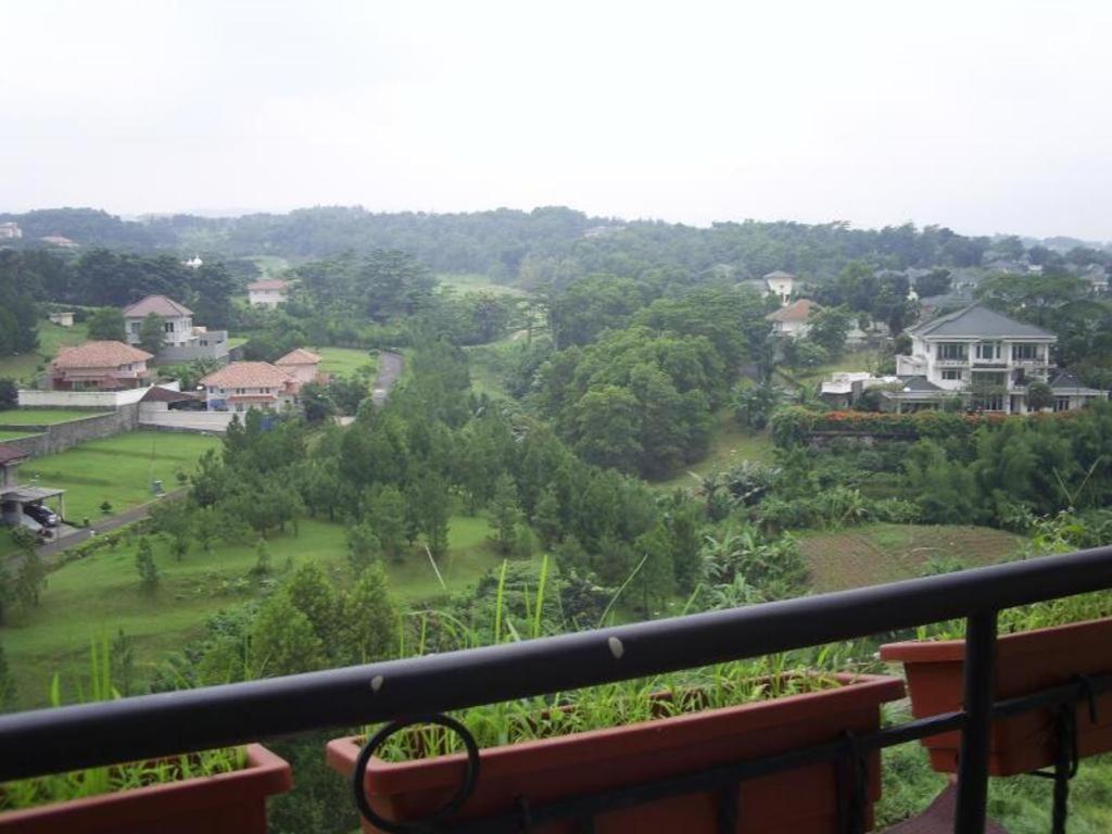 Green Wattana Hotel Sentul Bogor Exteriör bild