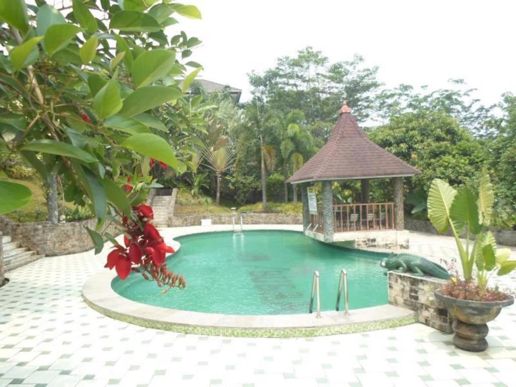 Green Wattana Hotel Sentul Bogor Exteriör bild
