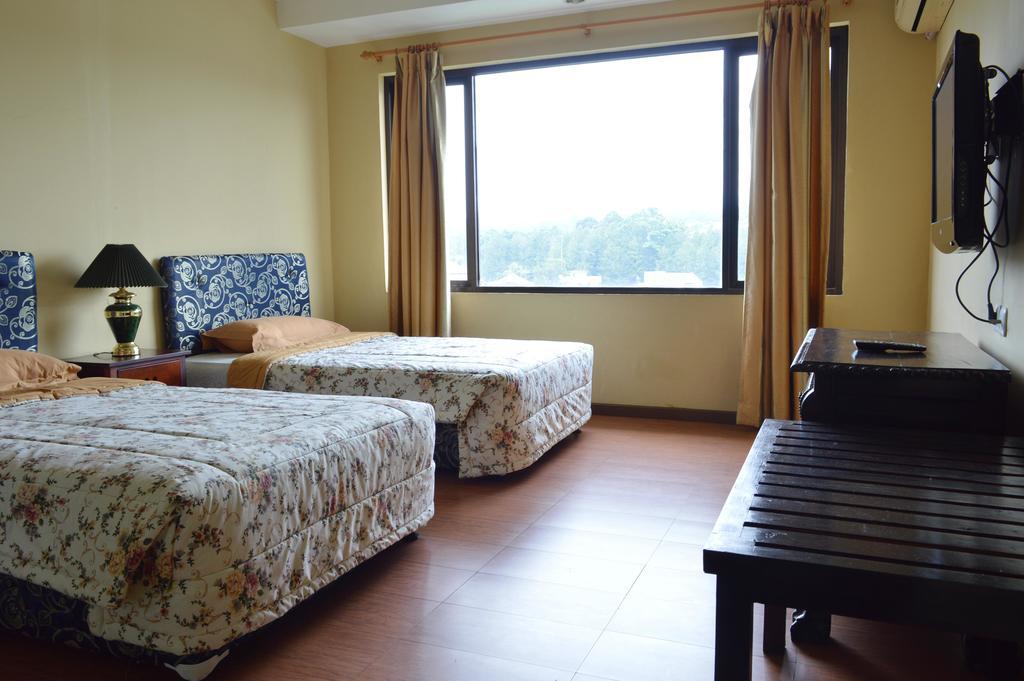 Green Wattana Hotel Sentul Bogor Exteriör bild