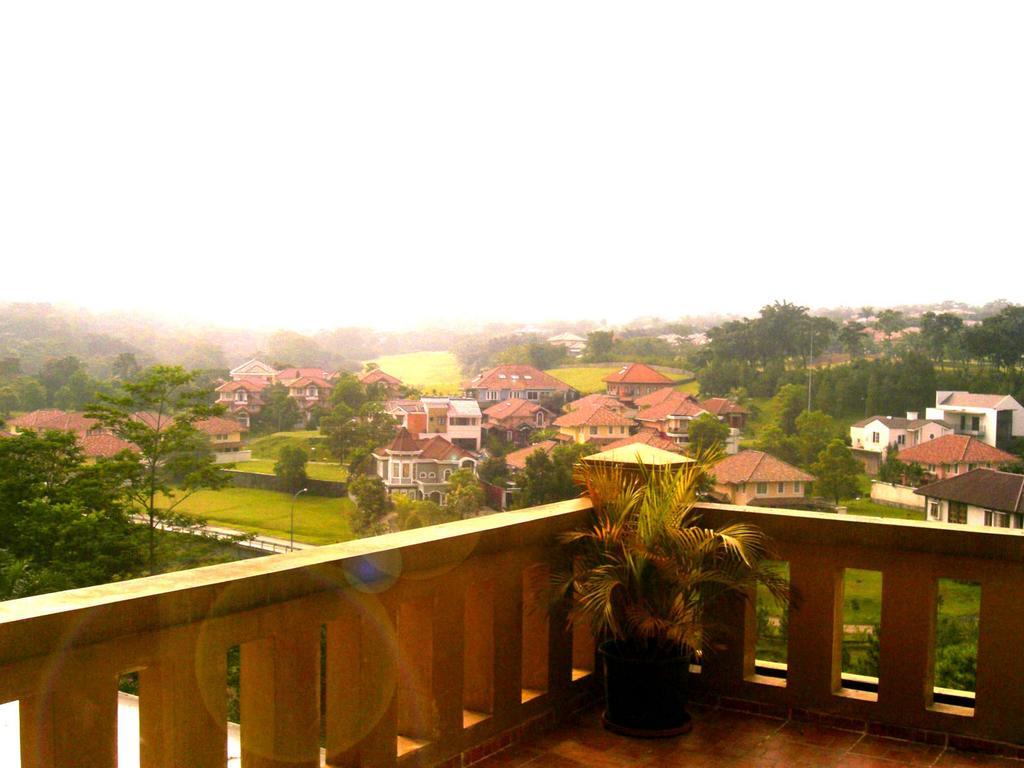Green Wattana Hotel Sentul Bogor Exteriör bild