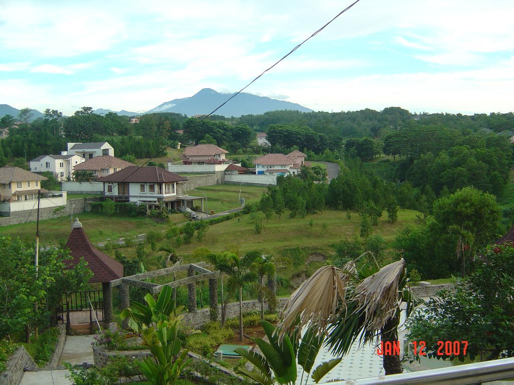 Green Wattana Hotel Sentul Bogor Exteriör bild