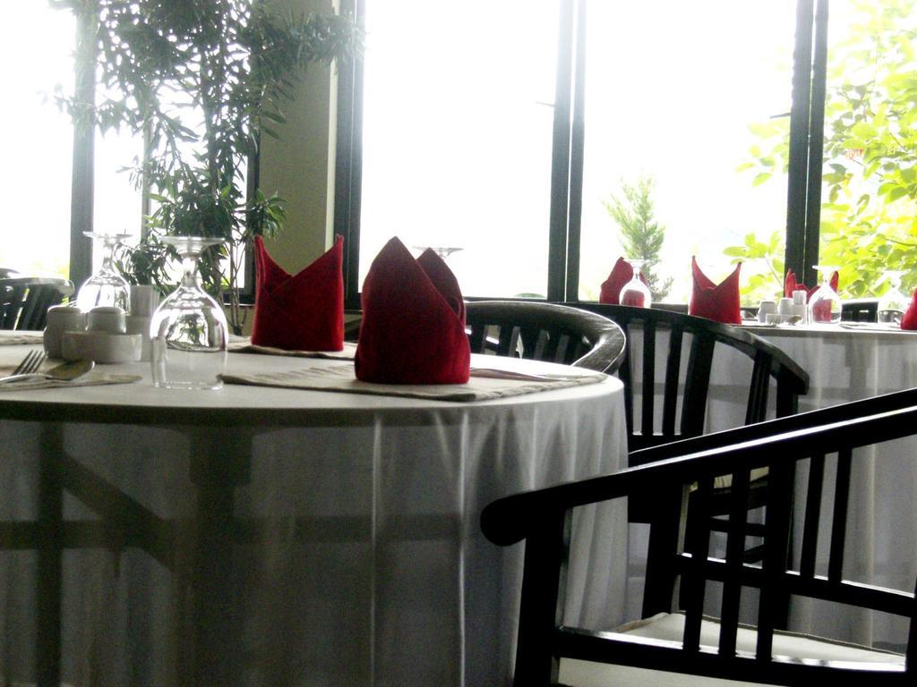 Green Wattana Hotel Sentul Bogor Exteriör bild