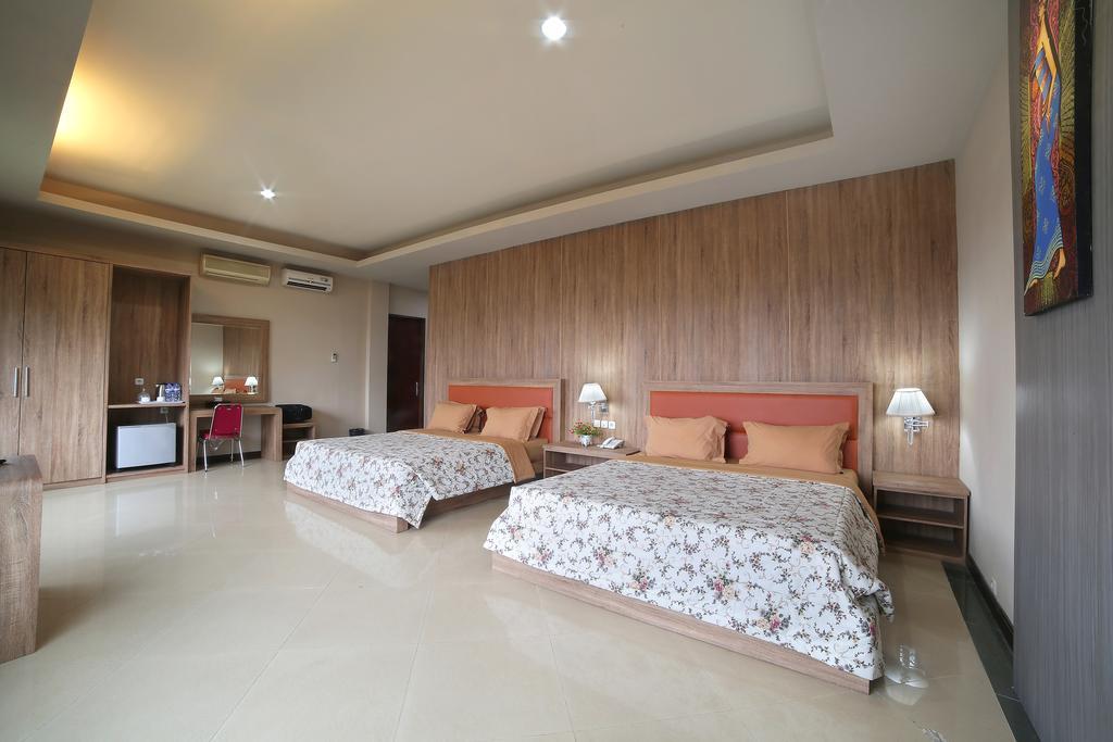 Green Wattana Hotel Sentul Bogor Exteriör bild