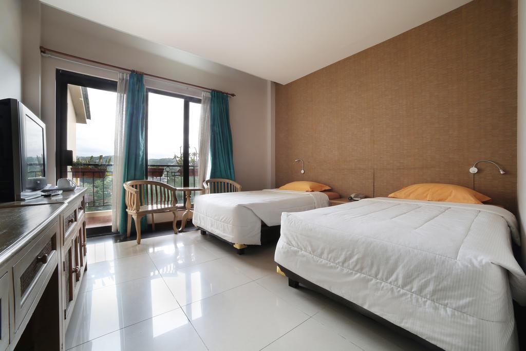 Green Wattana Hotel Sentul Bogor Exteriör bild